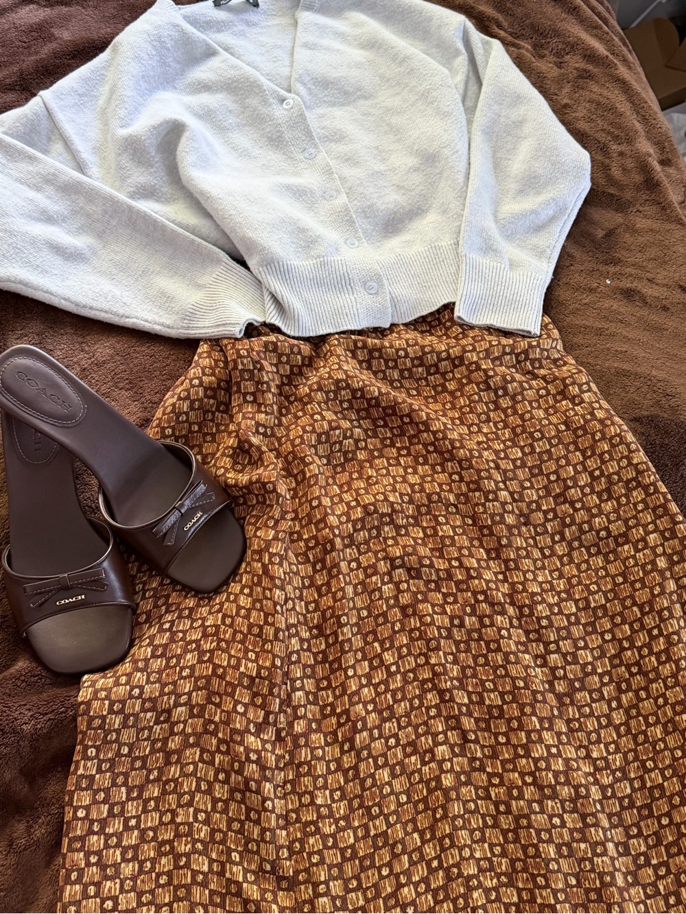 Fall patterned skirt